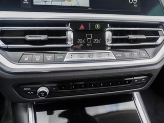 BMW 3 Serie BMW 3-serie Touring 330e 293pk Sport Line | Full LED | Carplay | Stoel/stuurverwarming | Trekhaak - afbeelding nr 19