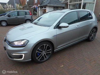 Volkswagen Golf Volkswagen Golf 1.4 TSI GTE - afbeelding nr 2