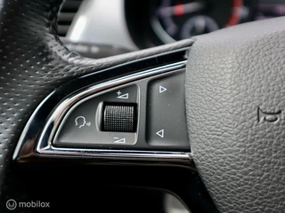 Škoda Fabia Skoda Fabia 1.0 TSI Sport Pano LED PDC Navi Clima Stoelverwarming - afbeelding nr 17