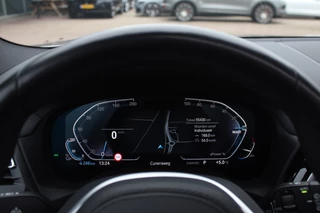 BMW iX3 BMW iX3 Exe. M Sport 80 kWh / SoH 99% / Trekhaak / Panoramadak / Camera / Leder / 20'' / DAB / Sfeerverlichting / Stoelverwarming / Cruise Control - afbeelding nr 19