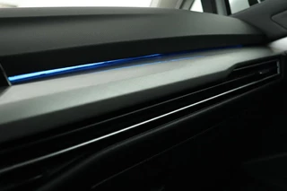 Volkswagen Golf Volkswagen Golf 1.0 eTSI Life | Camera | Adaptive cruise |  Memory | Full LED | Carplay | Side Assist | Park Assist | Sfeerverlichting | DAB - afbeelding nr 18