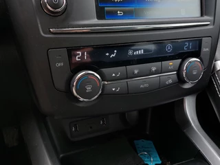 Renault Kadjar 1.2 TCe 131pk Intens Pack-Tech | Navi | Clima | Cruise | Keyless Entry | Pdc V+A+Assist+Camera | Dodehoek+Rijstrook+Licht+Regensensor | Mistlampen | Privacy Glass | 17''lm - afbeelding nr 13