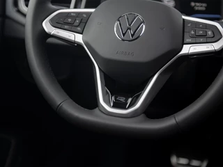Volkswagen Taigo Volkswagen Taigo 1.5TSi DSG R-Line Black Style | Matrix LED | Pano schuifdak | Keyless entry & start | Camera | Sperdiff. | TravelAssistPack | Adaptive Cruise Control | Drive Mode select | Trekhaak afn.kogel | Nw.pr. € 45.768,- - afbeelding nr 28