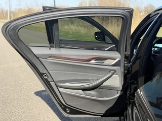 BMW 5 Serie BMW 5 Serie 530e iPerf High Exe SCHUIFDAK M-Pakket 20inch - afbeelding nr 16
