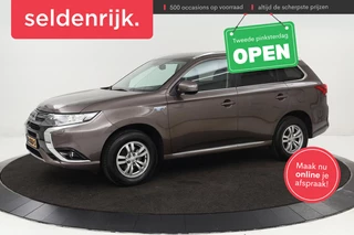 Mitsubishi Outlander Mitsubishi Outlander 2.0 PHEV Pure | Trekhaak | Carplay | Camera |  Half leder | Keyless | Climate control | Cruise control - afbeelding nr 1