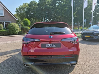 Honda ZR-V Honda ZR-V 2.0 e:HEV Sport VOORRAAD DEAL Dodehoekdetectie, Draadloze oplader , All-in Rijklaarprijs - afbeelding nr 16