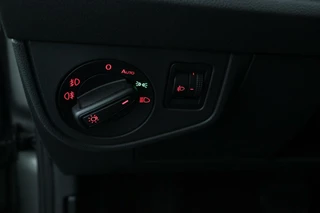Volkswagen Polo Volkswagen Polo 1.0 TSI R-Line Edition| Navi | Carplay - afbeelding nr 17