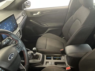 Ford Focus Ford Focus Wagon 1.0 EcoBoost Hybrid ST Line Navigatie Climate Control Led Dab Camera Parkeer sensoren Cruise Control Lichtmetalen velgen - afbeelding nr 22