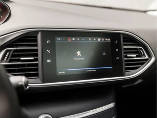 Peugeot 308 Peugeot 308 SW 1.2 PureTech Sport Automaat (PANORAMADAK, APPLE CARPLAY, STOELVERWARMING, ADAPTIVE CRUISE, SPORTSTOELEN, KEYLESS, GETINT GLAS, TREKHAAK, 360 CAMERA, NIEUWSTAAT) - afbeelding nr 26