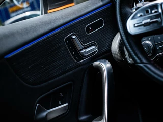 Mercedes-Benz A-Klasse Mercedes A-klasse A200 AMG|PANO|BURMESTER|CAMERA|18'|CARPLAY - afbeelding nr 11