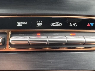 Mercedes-Benz EQV Mercedes-Benz EQV 300 L2 Avantgarde Burmester Stoelkoeling Elektrische schuifdeuren Middenconsole - afbeelding nr 50