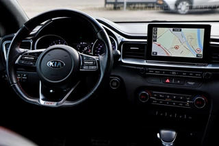 Kia ProCeed Kia ProCeed 1.6 T-GDI GT /LED/PANODAK/STUUR+STOELVERW./CAMERA/KEYLESS/JBL-SOUND/MEMORY! - afbeelding nr 11