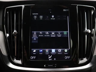 Volvo V60 Volvo V60 T8 PLUG-IN HYBRID AWD R-DESIGN HARMAN KARDON CAMERA DAB+ - afbeelding nr 26