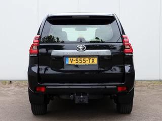 Toyota Land Cruiser Toyota Land Cruiser 2.8 D-4D Blind Van | Leder | 3500 kg Trekgewicht | Schuifdak - afbeelding nr 4