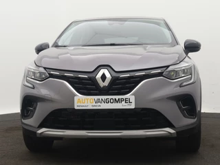 Renault Captur / CAMERA / NAVI / 18