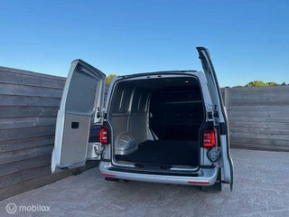 Volkswagen Transporter Volkswagen Transporter 2.0 TDI L1H2 Highline DSG- 20Inch - afbeelding nr 12