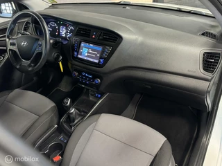 Hyundai i20 Hyundai i20 1.0 T-GDI Comfort NAVI / CAMERA / TREKHAAK / NAP - afbeelding nr 25