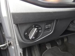Volkswagen Polo Volkswagen Polo 1.0 Trendline URANO GREY / AIRCO / BLUETOOTH / LIMITER / ELEK RAMEN / NL-AUTO - afbeelding nr 21