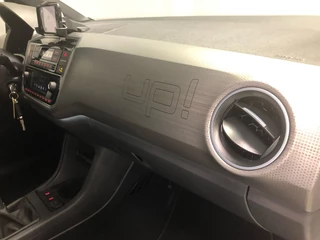 Volkswagen up! Volkswagen UP! High Up! 75PK !!| Black pakket | Climate control | Cruise control | Parkpilot| 17