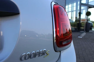MINI Electric Mini Mini Electric MINI Electric 33 SE kWh/Navi/Carplay/Zwart dak - afbeelding nr 9
