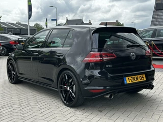 Volkswagen Golf Volkswagen Golf 2.0 TSI GTI | NAP | Navi | EPS | 325 pk - afbeelding nr 2