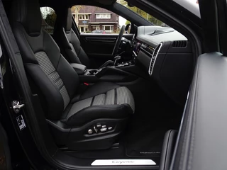 Porsche Cayenne Porsche Cayenne Coupé 3.0 474PK E-Hybrid / Sport Design / carbon / 22'' / LED *NAP* - afbeelding nr 15