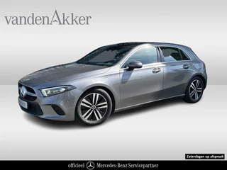 Mercedes-Benz A-Klasse 200 Luxury 164pk // Panoramadak // Carplay // Sfeerverlichting // MultiBeam LED // Keyless Entry // Camera // Advanced Audio