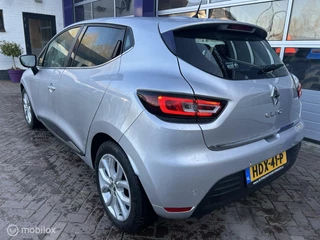 Renault Clio Renault Clio 1.2 TCe Intens * AUTOMAAT * NAVIGATIE * PDC - afbeelding nr 8