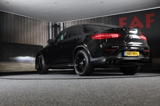 Mercedes-Benz GLC Mercedes-Benz GLC-klasse Coupé 250 4MATIC AMG 63 Look / AUT / Open Dak / Dode Hoek / Cruise Control / Camera / Pdc / Xenon / 19 In - afbeelding nr 3