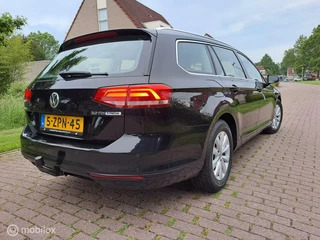 Volkswagen Passat Volkswagen Passat Variant 2.0 TDI Business Edition - afbeelding nr 2