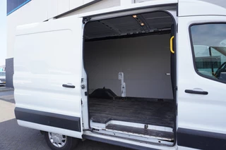 Ford Transit - A/C Climate - Navi - Cruise - PDC - € 20.900,- Excl. - afbeelding nr 9