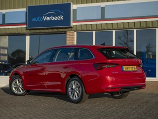 Škoda Octavia Škoda Octavia Combi 1.5 TSI MHEV Business Edition Plus | Matrix LED | Chrome pakket | Stoel-, Stuur- & voorruitverwarming | Navi 13inch | Elektr.trekhaak | El. achterklep m.sensor | ACC | - afbeelding nr 7