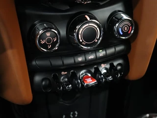 MINI Cooper MINI Cooper Mini 1.5 Business Seven [NAVIGATIE, VOL LEDER, SPORTSTOELEN, CRUISE CONTROL, AIRCO, BLUETOOTH, NIEUWSTAAT] - afbeelding nr 18