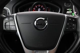 Volvo V40 Volvo V40 2.0 T4 Sport | Stoelverwarming | Full LED |  Navigatie | Leder/Alcantara | Climate control | Parkeerhulp | Cruise control | R Design - afbeelding nr 9