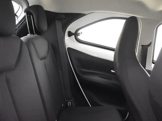 Toyota Aygo Toyota Aygo X 1.0 VVT-i MT play | Apple & Android Carplay | Camera - afbeelding nr 18