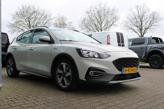 Ford Focus Ford Focus 1.5 EcoBoost Active Business 150pk | Dealeronderhouden! | Automaat | Trekhaak 1500KG | Cruise Control | Navigatie | Airco | Parkeersensoren | - afbeelding nr 7