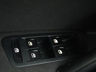 Volkswagen Golf Volkswagen Golf Variant 1.6 TDI Comfortline | Apple Carplay | Navigatie | Cruise Control Adaptief | Parkeersensor voor en achter | LED | LMV - afbeelding nr 25