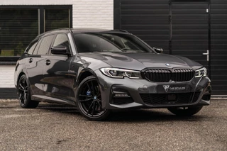 BMW 3 Serie BMW 3-serie Touring 330e xDrive M SPORT PANO LASER - afbeelding nr 2