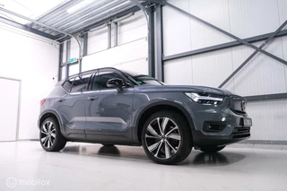 Volvo XC40 Volvo XC40 Recharge P8 AWD R-Design | 360 cam | Panorama | Leder alcantara | DAB | LED | Stoel en stuurwiel verwarming | Adaptive | NL auto | Thunder grey | - afbeelding nr 41