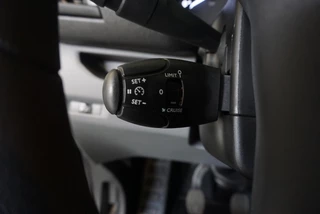 Peugeot Expert Peugeot Expert 180PK Automaat L3 Premium Dubbele Cabine Navigatie Trekhaak Parkeersensoren Apple Carplay Cruise control Airco - afbeelding nr 4