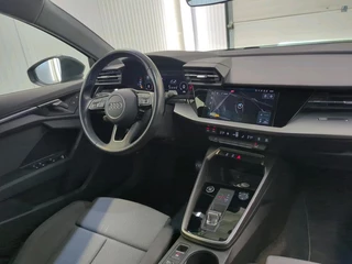 Audi A3 Audi A3 Sportback 35 TFSI Business edition | Navigatie | LED| - afbeelding nr 2