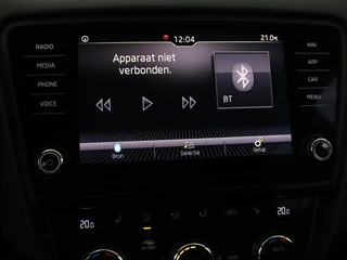 Škoda Octavia Skoda Octavia 1.5 TSI Business Edition | Stoelverwarming |  Trekhaak | Carplay | Half leder | Navigatie | Climate control | Parkeerhulp | Cruise control - afbeelding nr 25