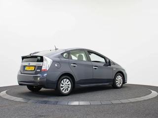 Toyota Prius Toyota Prius 1.8 Plug-in Executive Business | Leder | Navigatie | Camera - afbeelding nr 2