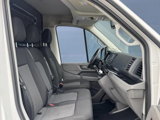Volkswagen Crafter Volkswagen Crafter 35 2.0 TDI L3H3 EL Trendline AIRCO / CRUISE CONTROLE / TREKHAAK / 3 ZITS - afbeelding nr 18