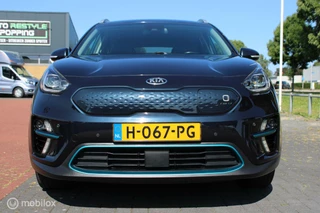 Kia e-Niro Kia e-Niro ExecutiveLine 64 kWh, Leer, Memory, stuur- Stoel verwarming/ventilatie, Pdc voor- achter, Camera, Adaptief Cruise, Dode hoek detectie, Carplay, Clima, Navi, Donkerglas. - afbeelding nr 13