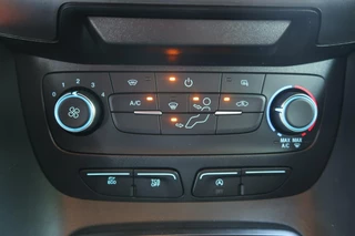 Ford Transit Connect Ford Transit Connect 1.5 EcoBlue NAVIGATIE|CAMERA|TREKHAAK|CARPLAY|AIRCO|CRUISECONTROL - afbeelding nr 21