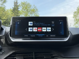 Peugeot 2008 Peugeot 2008 1.5 BlueHDi Allure | Navi | Camera | Apple Carplay | - afbeelding nr 22