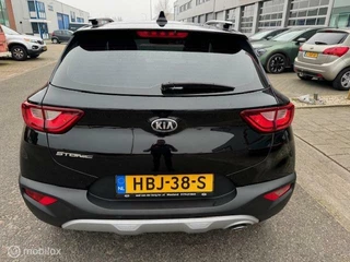 Kia Stonic Kia Stonic 1.0 T-GDI DynamicPlusLine Automaat  16 inch velgen & banden , Navigatie , Bluetooth  Priveglas , Electr. inklapbare spiegels , Parkeerhulp achter - afbeelding nr 4