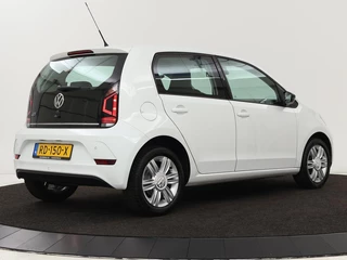 Volkswagen up! Volkswagen Up! 1.0 BMT high up! | Cruise control | Airco |  Bleutooth | LMV 15 inch | Parkeersensoren achter | Radio | LED dagrijverlichting - afbeelding nr 27