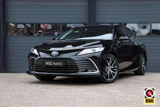 Toyota Camry 2.5 Hybrid Premium |LED|CAMERA|KEYLESS|STOELVERW.|LEDER|ELEK. STOELEN